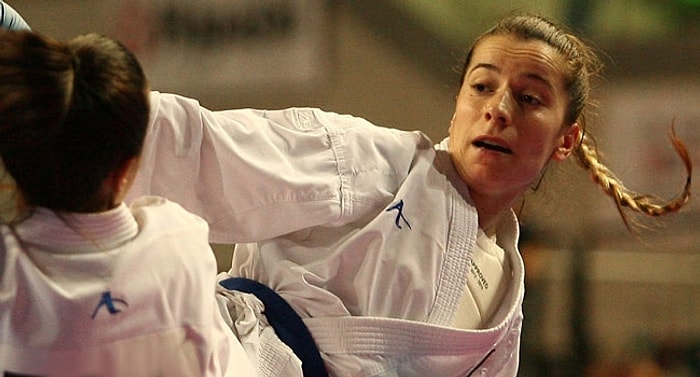 Milli Karateci Serap Özçelik Dünya Şampiyonu Oldu