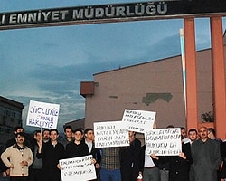 Kocaeli'de Polislere Gözaltı