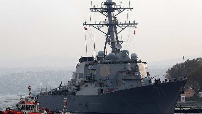 ABD Savaş Gemisi USS Ross Türk Bayrağı Açtı