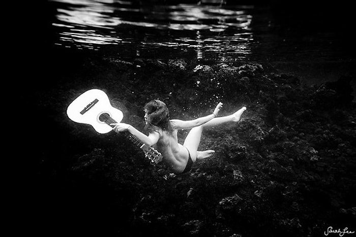 Su Altı Fotoğrafçısı Sarah'tan Mükemmel 17 Sürreal Fotoğraf