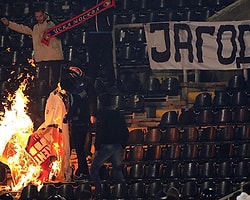 Galatasaray ve Kızılyıldızlı Yöneticiler Barcelona'da Olağanüstü Toplandı