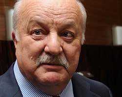 Sadri Şener Hakim Karşısında