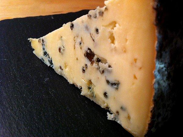 5. River Blue Rogue Creamery... Bir peynire bu kadar uzun isim konulur mu a dostlar?