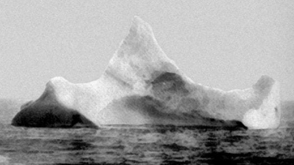 4. Titanic'in batmasına sebep olan buzul parçası, 1912