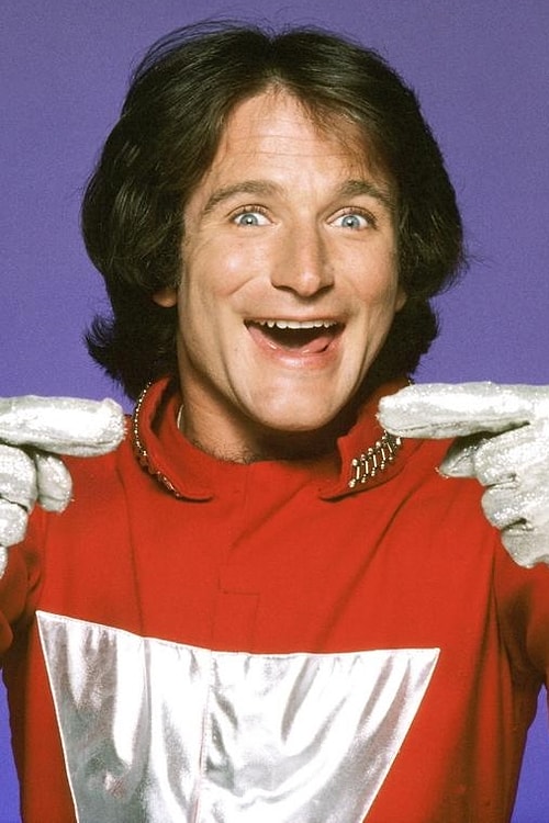 Robin Williams 1978'de Mork & Mindy'de yer aldığında 27'sindeydi. Hayata veda etmeden önceki son filmi Asabi Adam'da 63 yaşındaydı.