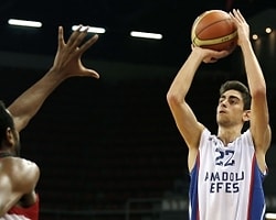 Efes'ten Eskişehir'e 28 Sayı Fark