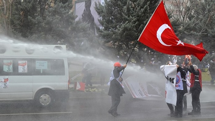 Eğitim-İş Üyelerine Müdahale: 100'ün Üzerinde Gözaltı