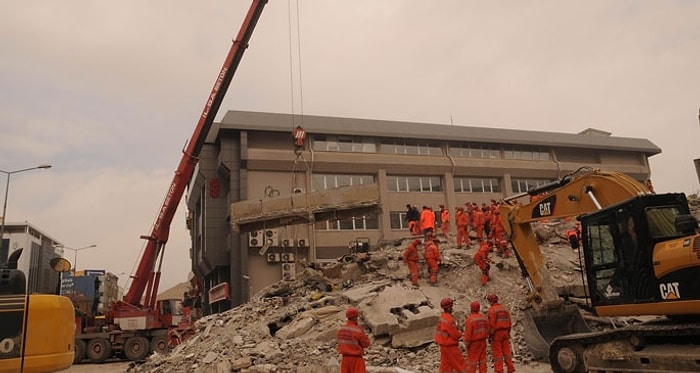 Bayram Oteli'nde Ölenlerin Yakınları Adalet İstiyor