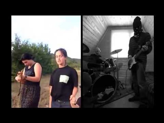 Kız Kıza Söylenmiş Şarkıya Rock Öğeleri Katılırsa