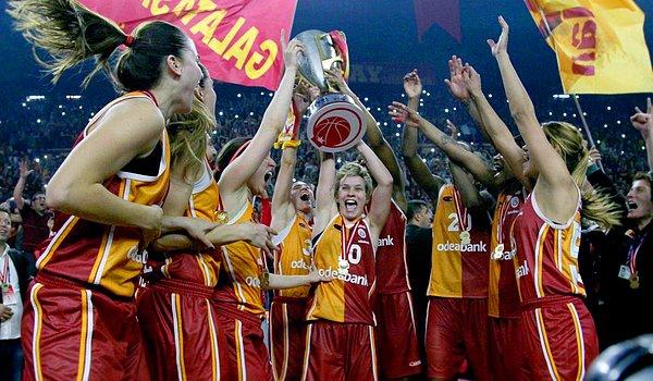 27. Şampiyon Galatasaray