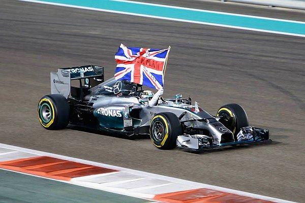 43. Formula 1'de Şampiyon Lewis Hamilton