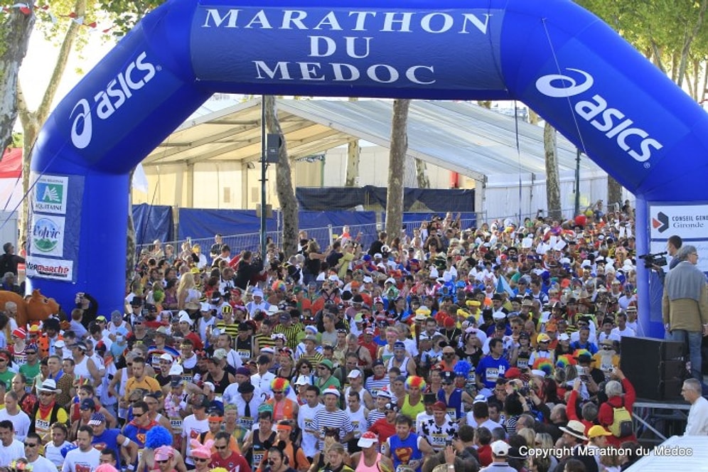 20 Fotoğrafla Koşmayı Sevmeyenlerin Bile Katılmak İsteyeceği Dünyanın En Eğlenceli Maratonu