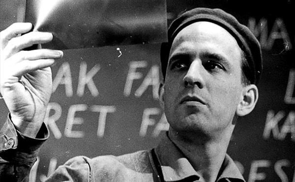 11. Ünlü yönetmen Ingmar Bergman "Hayatın bir yansımadan ve rüyadan ibaret olduğunu betimleyerek yeni bir dil icat eden Tarkovsky benim için büyük bir yönetmendir." demiştir.