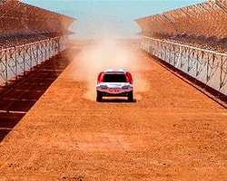 Dakar Rallisi'nde Yarışacak Sporcular Arjantin'e Gitti