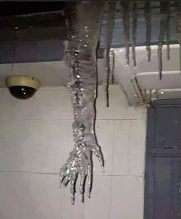 10. Hayaletler bile donmaya başladıysa,