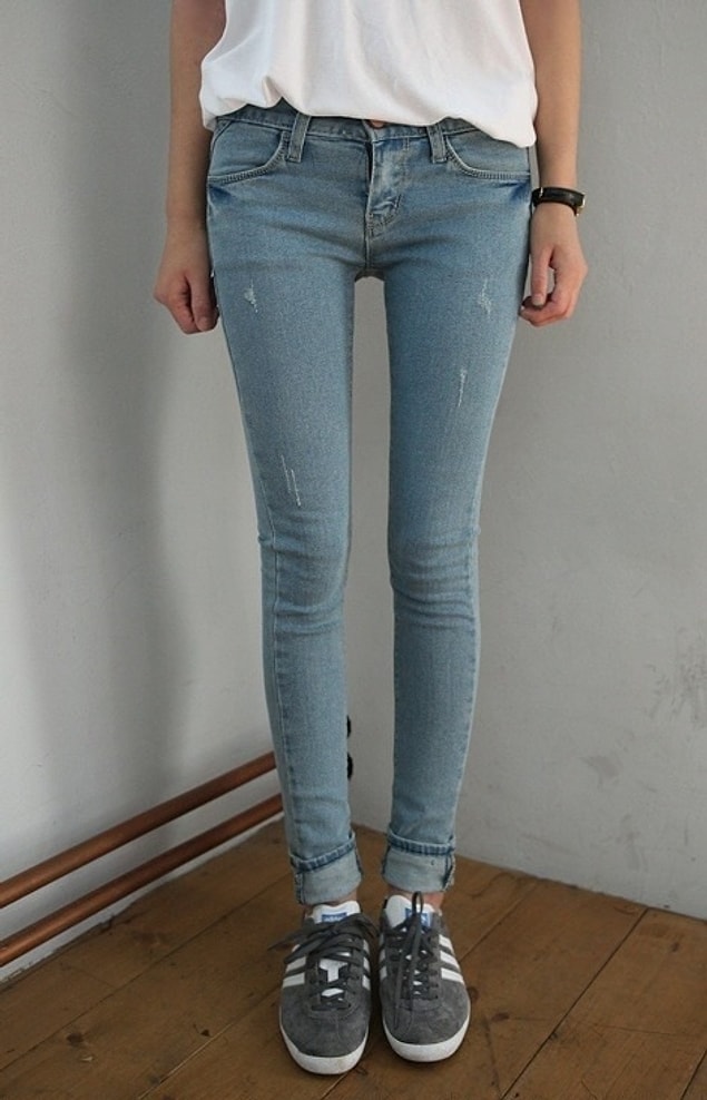 1. İşte meşhur thigh gap bu.