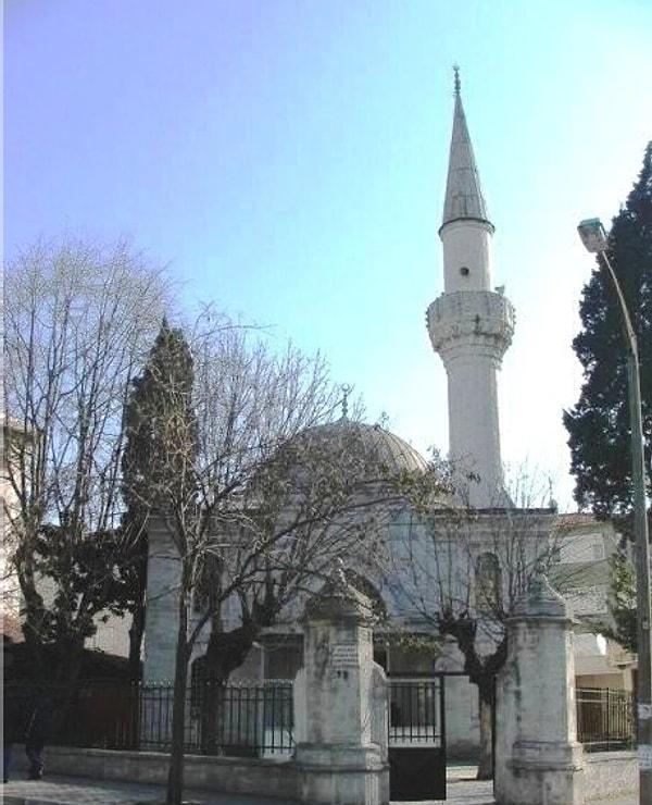 17. Yeşilköy Mecidiye Camii