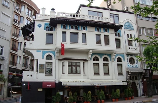 18. Vedat Tek'in Evi