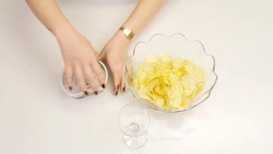 Alternatif Cips ve Sos Servis Etme Yöntemi