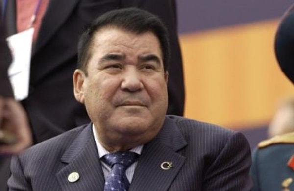 1. Türkmenistan 1991 yılında Sovyetler Birliği'nden ayrıldı ve kısa bir süre sonra dünyanın en çılgın insanlarından biri tarafından yönetilmeye başladı.