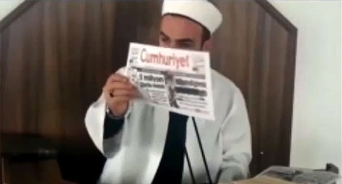 Cami Kürsüsünde Charlie Hebdo ve Cumhuriyet'i Yırtan İmam