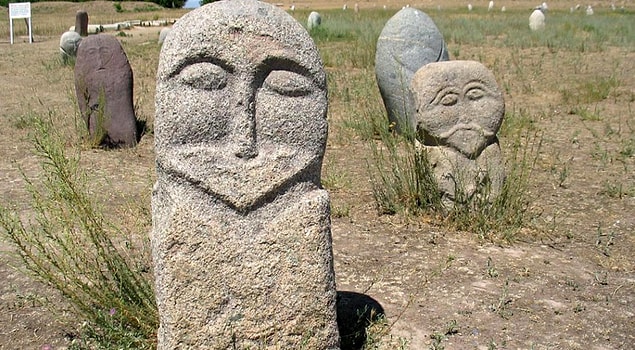 Mezar Taşlarımız