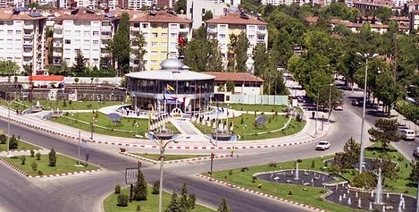 1. Marmara, Ege, Karadeniz, İç Anadolu, 4 farklı coğrafi bölgede toprağı bulunan şehir.