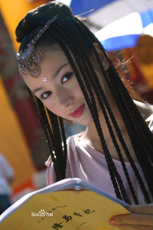 Türk Kültüründe Bayanın Saçları Çok Şey Anlatır: 12 Hususta Uygur Bayanları
