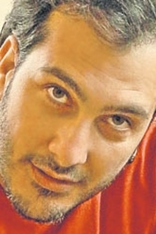 Popstar yarışmasında birinci olan Abidin, son olarak TV8'deki Ütopya yarışmasında görülmüştü.