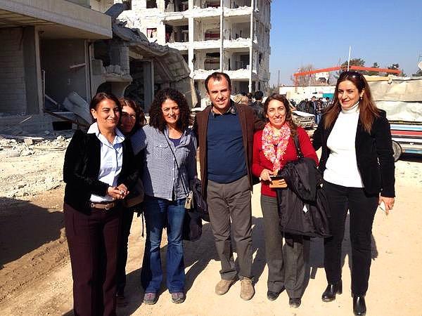 9. HDP'li Vekiller Kobani'ye Geçti