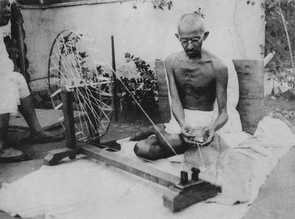 3. Gandhi'ye göre sosyal günahlar;