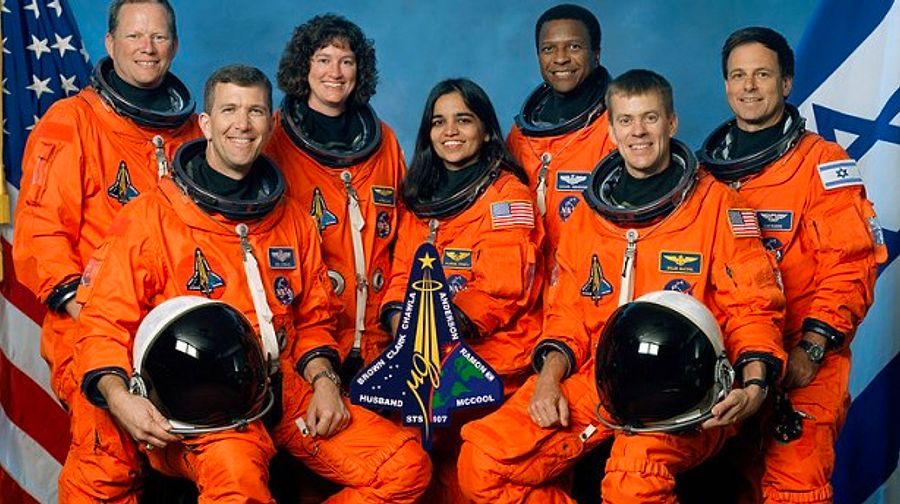 12 yilinda 10 maddeyle 7 astronotun oldugu columbia uzay mekigi kazasi