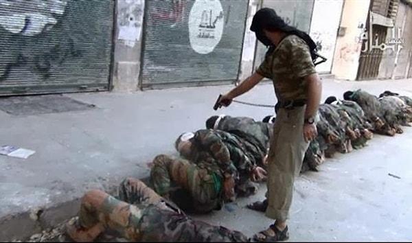 6. 18 Suriyeli askerin infazı