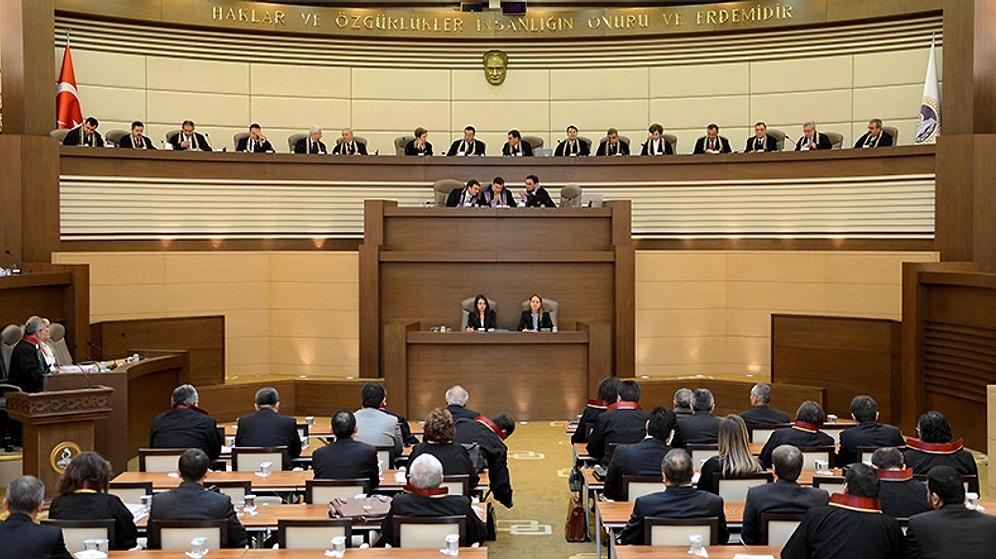 Anayasa Mahkemesi'nden 'Kürtçe Bildiri' Kararı