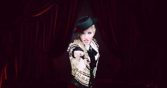 Madonna'dan 'Living For Love' Şarkısına Yeni Klip
