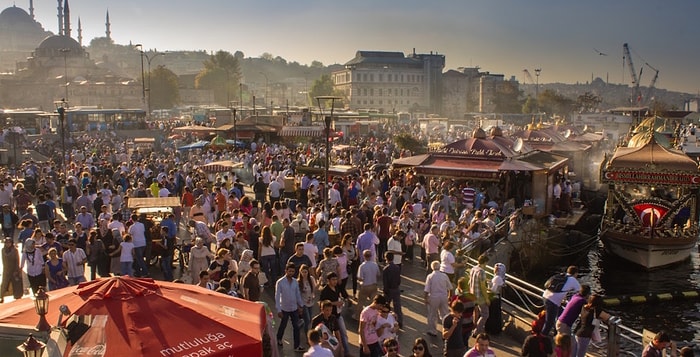 Türkiye'nin Mutluluk Endeksi Yüzde 56'ya Geriledi