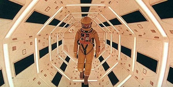 1. 2001: A Space Odyssey – 2001: Bir Uzay Destanı (1968) (Stanley Kubrick)