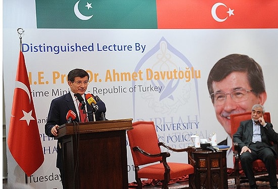Başbakan Davutoğlu: 'Hükümete Kimse Ev Ödevi Veremez'