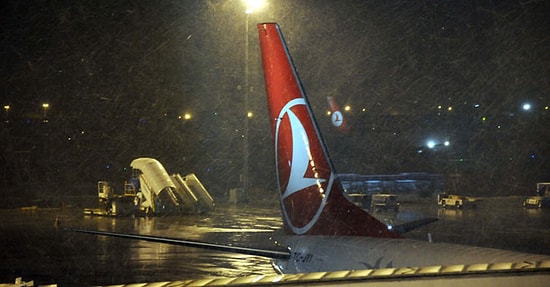 THY, Tüm İç Hat Seferlerini İptal Etti