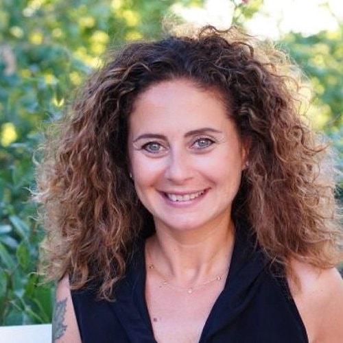 Esra Akkaya