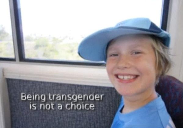 Renee çocuğunun, kabul edilmediği için acı çeken diğer çocuklar gibi olmasını istemiyor. "Transeksüel Olmak Bir Seçim Değil"