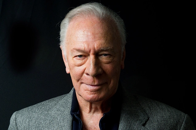 Christopher Plummer 82 yaşındayken rol aldığı Beginners filmindeki performansıyla Akademi Ödülü almış en yaşlı oyuncudur.