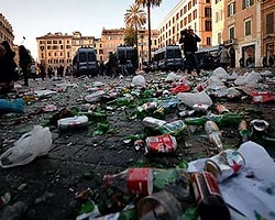 Hollandalı Holiganlar Roma'yı Karıştırdı, "Bu Bir Barbarlıktır"