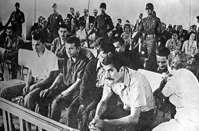 12. Bu memlekette Mustafa Kemal'e gerçekten sahip çıkanlar varsa, onlar da bizleriz...