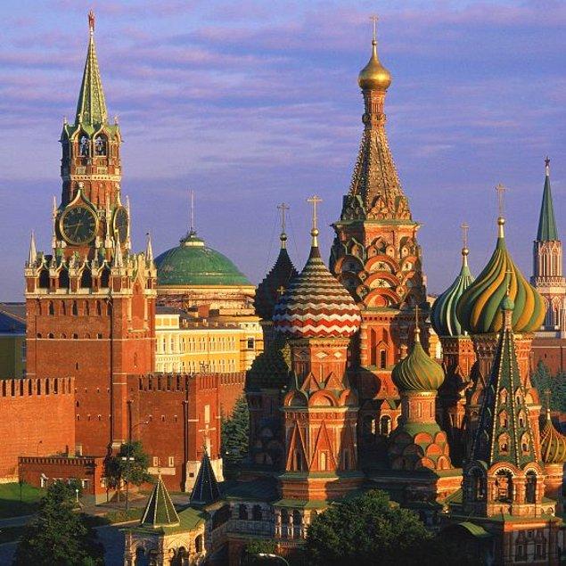 Kremlin Sarayı ve St. Basil Katedrali