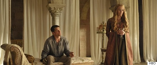 4. Jamie ve Cercei aslında Targaryen.