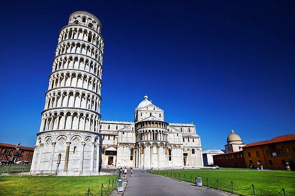 8. Pisa Kulesi'nin mimarı