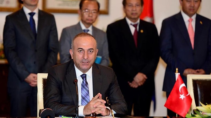 Çavuşoğlu: 'Esad'la Müzakere Edecek Ne Var?'