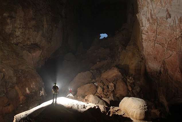 Mağaranın tam adı "Hang Son Doong" ve bu yerel dilde "Dağ Nehri Mağarası" anlamına geliyor.