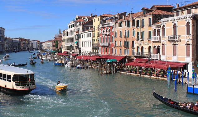 21. İtalya = Roma İmparatorluğu'nun Anadolusu